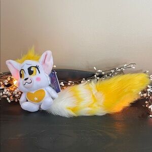 NWT The Elf on the Shelf Bogie Yellow and White Plush Toy-Santaverse